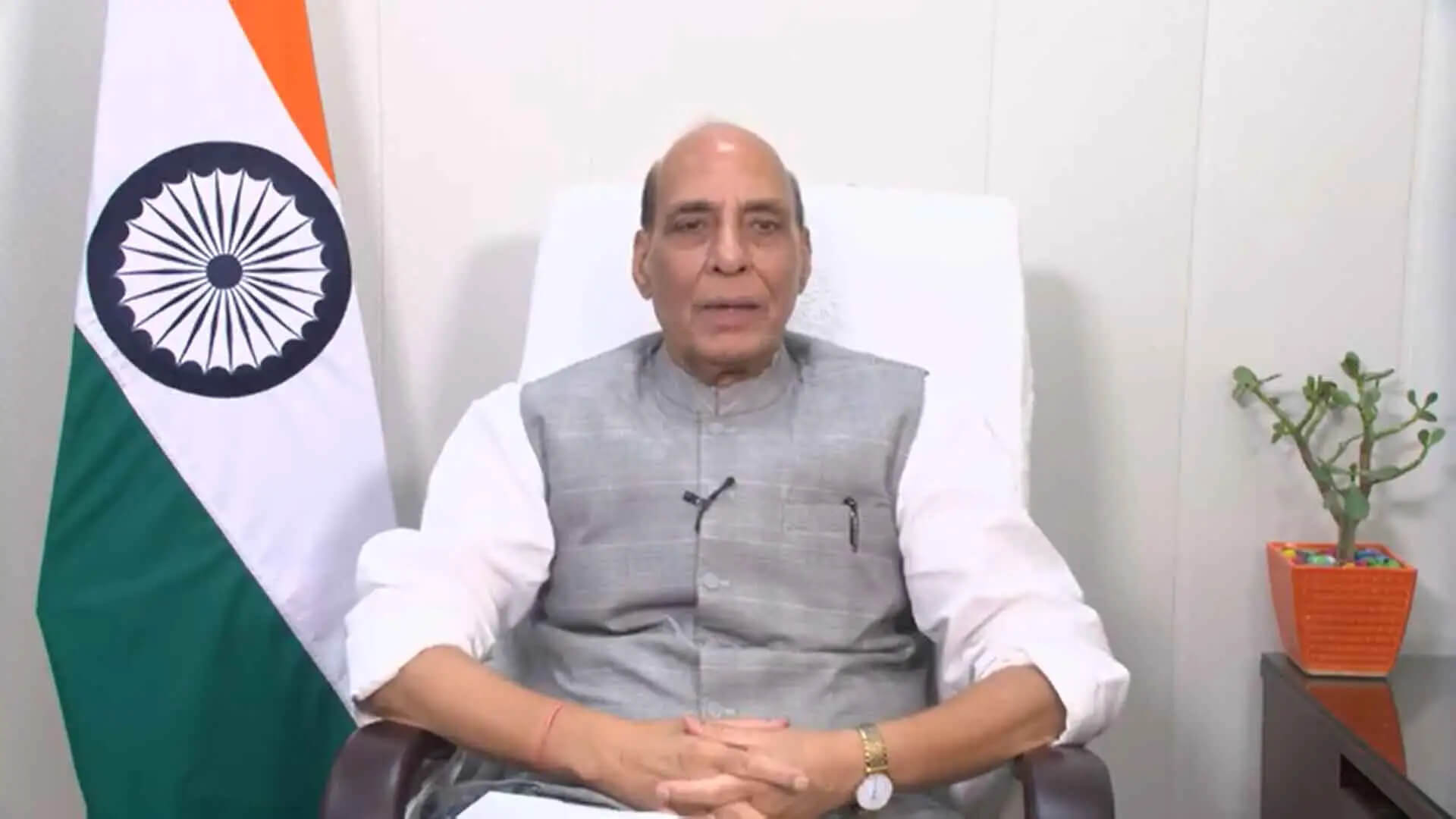 Shri Rajnath Singh, Hon. Minister of Defence, on ALfA FLN
